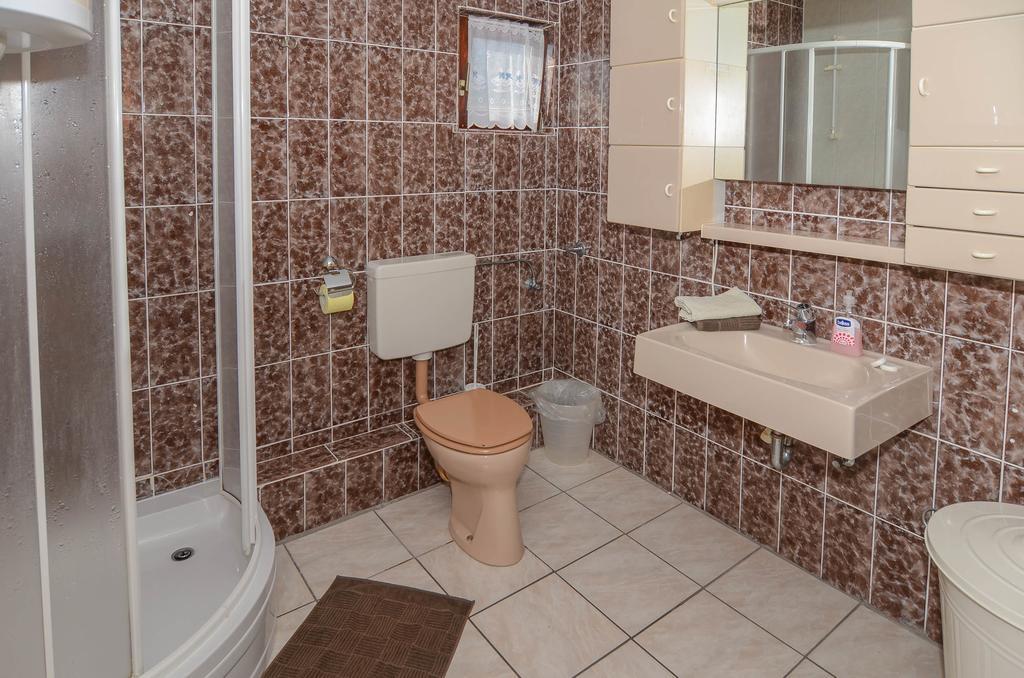 Apartments Kati Orebić Chambre photo