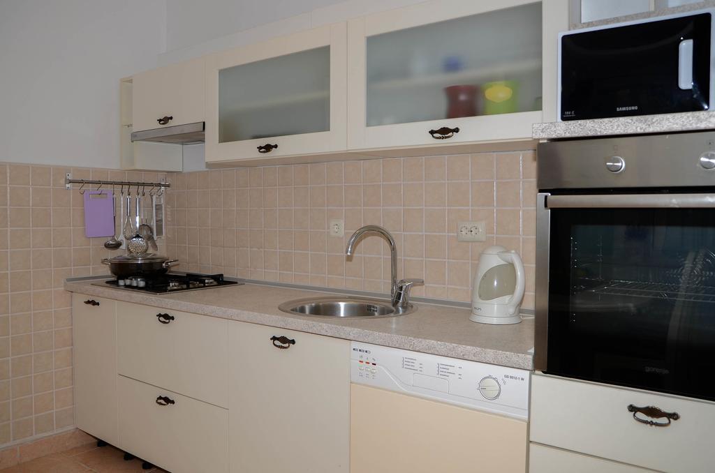 Apartments Kati Orebić Chambre photo