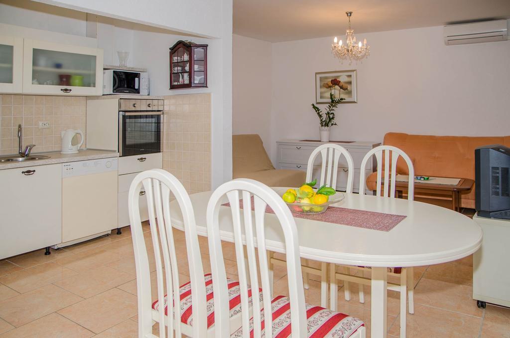 Apartments Kati Orebić Chambre photo